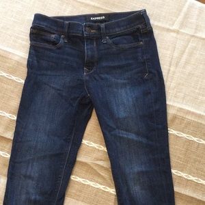 Women’s Express jeans